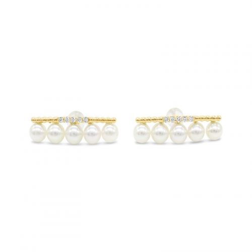 Pierce Earring with Japanese Akoya Pearl and Diamonds in Yellow Gold K18