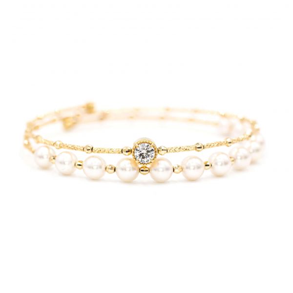 Flexible Bangle with Diamond 0.20ct and Japanese Akoya Pearl in Yellow Gold