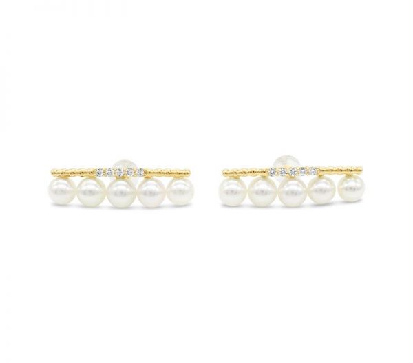Pierce Earring with Japanese Akoya Pearl and Diamonds in Yellow Gold K18